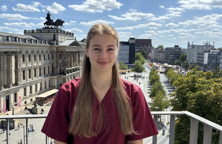 Auszubildende Frau Morlencaite