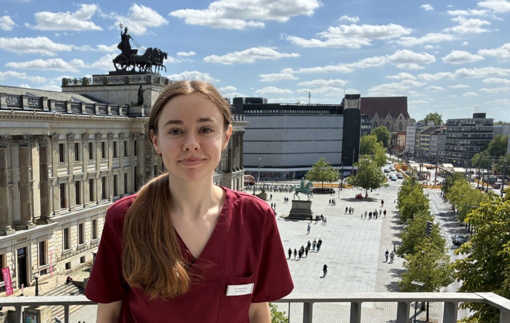 Auszubildende Frau Marchenko